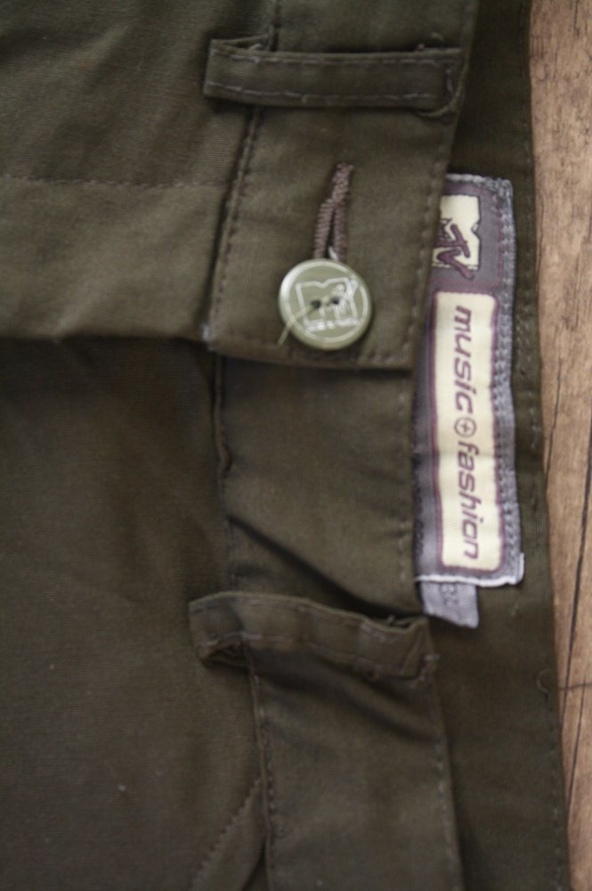 MTV Kulthose Highwaist Stoffhose Parachute Style Khaki Techno 2000er Knickerbocker Fell 34 XS