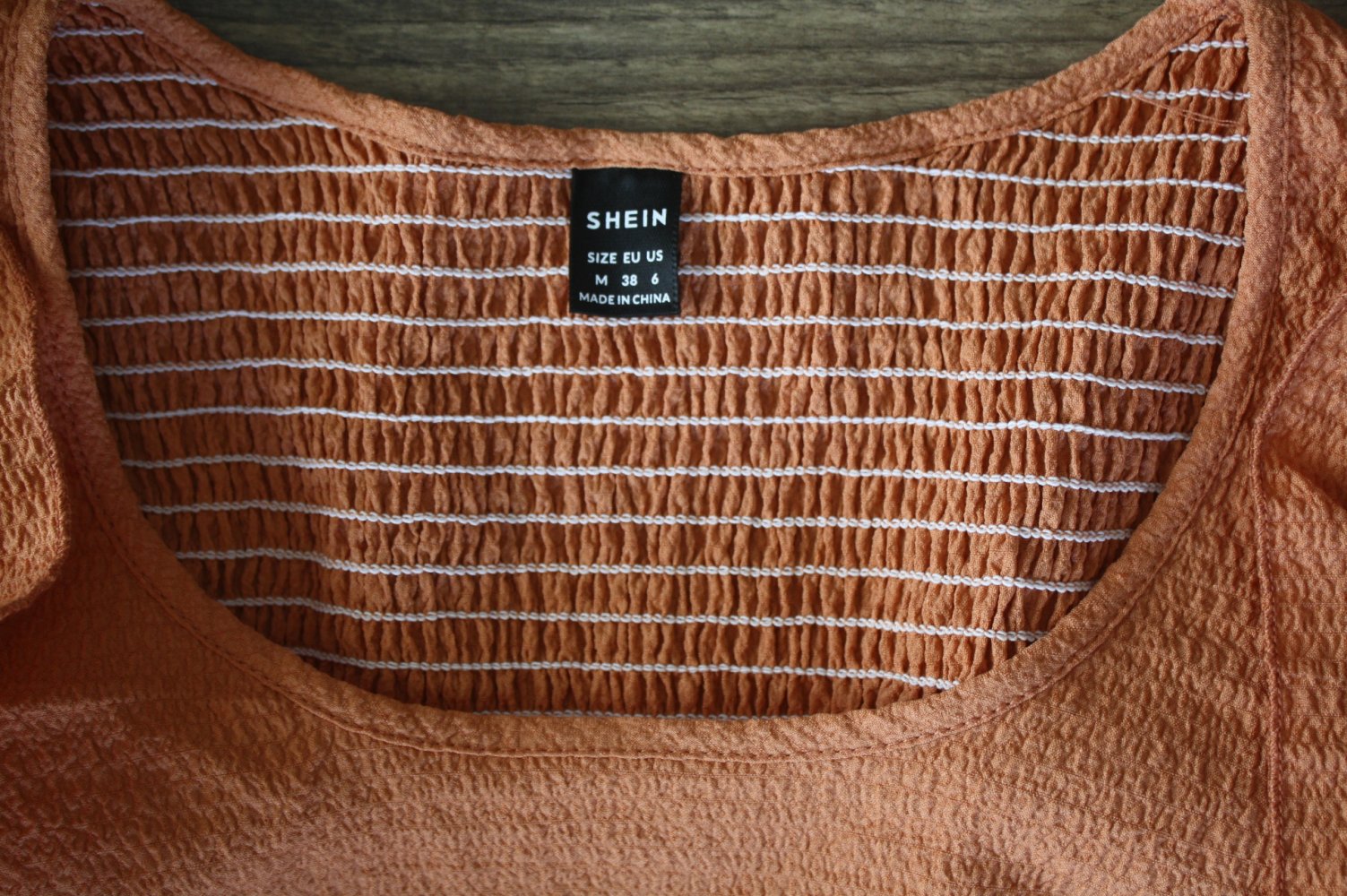 Kupferbraun Top gesmokt Crop Cropped Sommertop Shirt kurzes Croptop M Rüschenärmel Voilantärmel  Coachella Boho