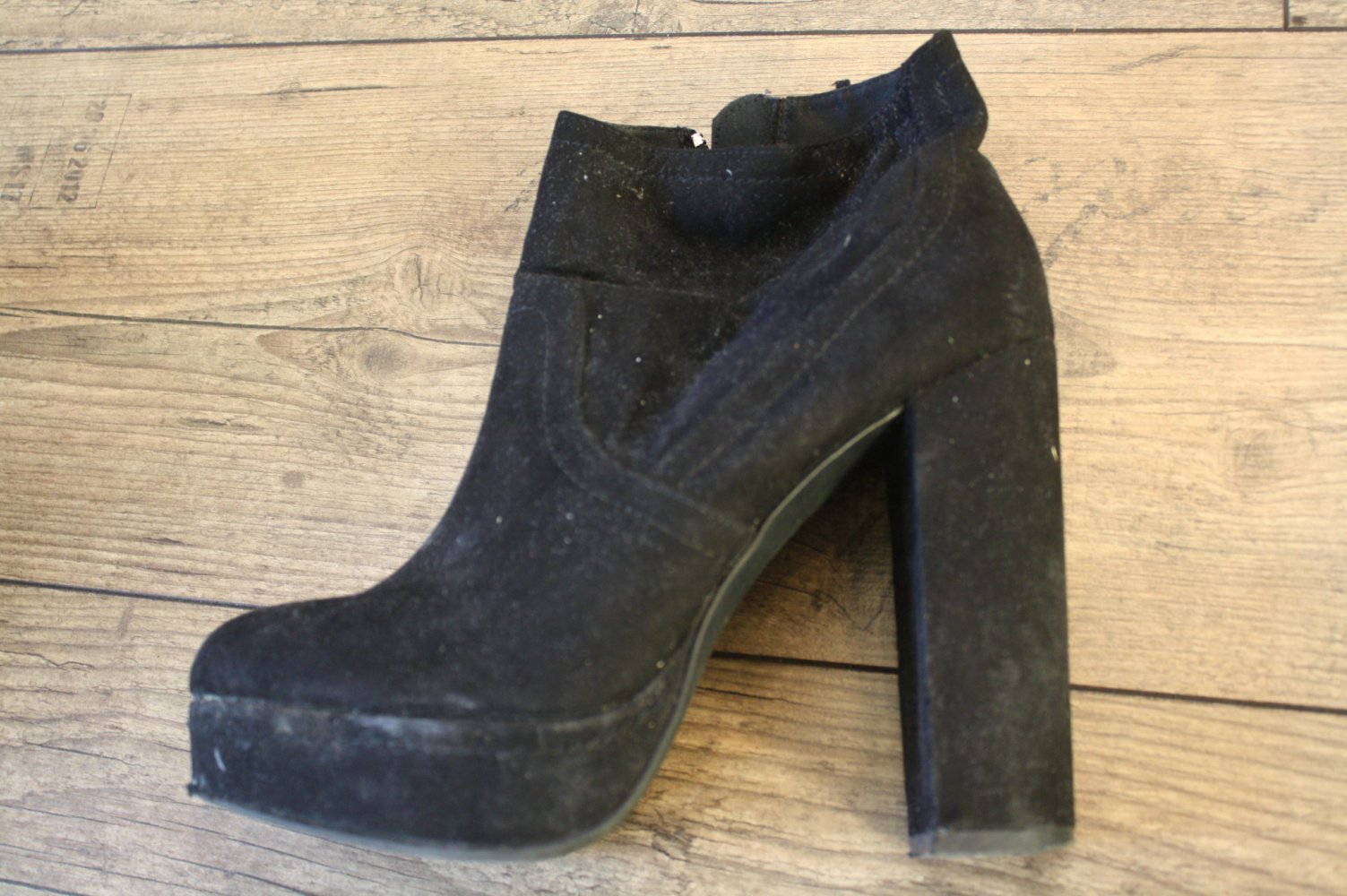 High Heel Stiefeletten schwarz Plateau Stiefel plateauheels schwarz Wildleder Optik 37