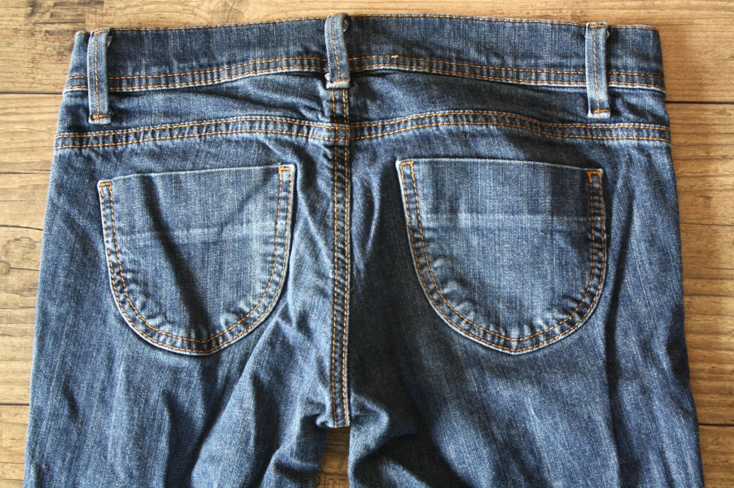 Bennetton Slim Jeans Blue Jeans W 27 Jeans Xs 34 36 am Bein leicht geschlitzt