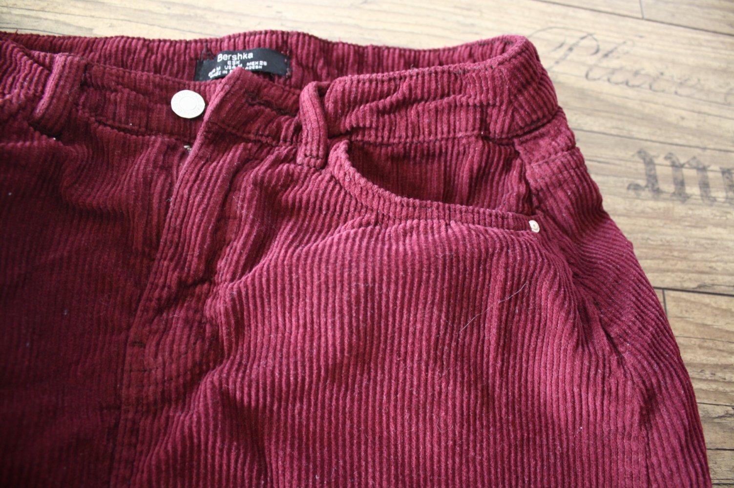 Bershka weinroter Cordrock Minirock 34 36 Hippierock Sommerrock