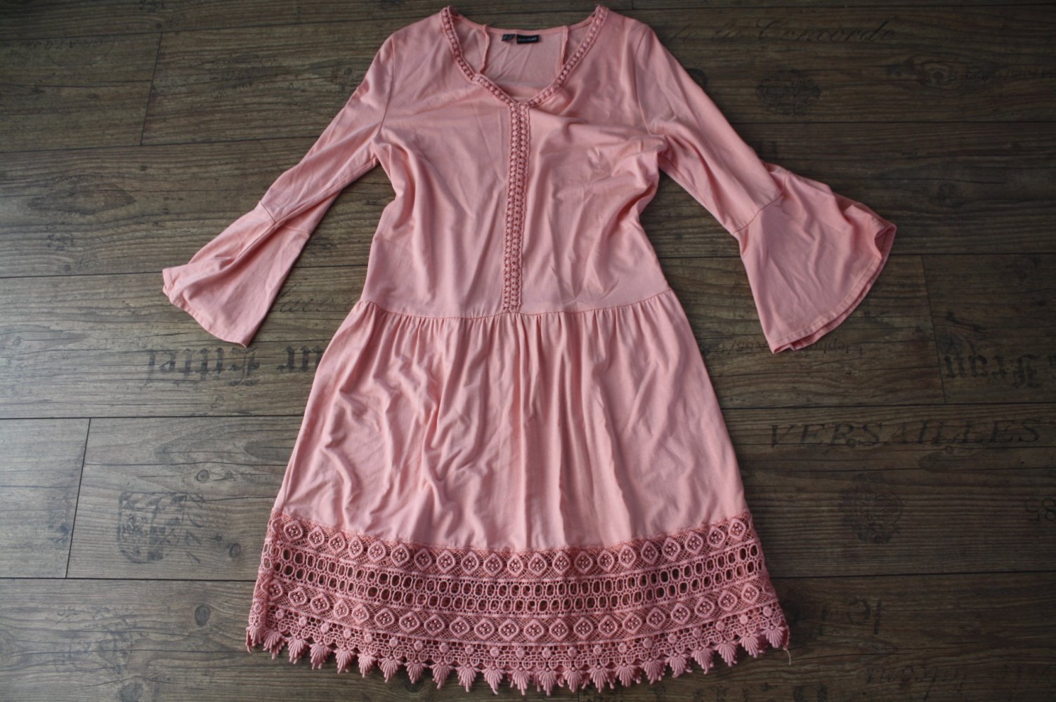 Bodyflirt lachs Kleid Häkel Häkelkleid Knopfleiste Hippie Shabby Style S 36 Neuwertig