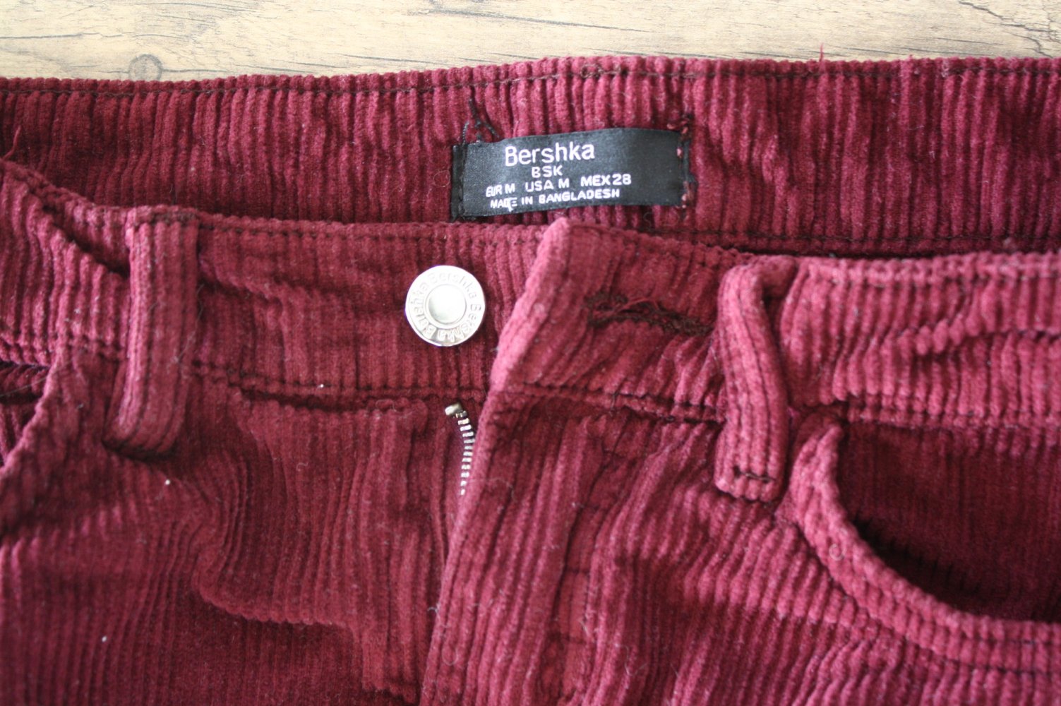 Bershka weinroter Cordrock Minirock 34 36 Hippierock Sommerrock