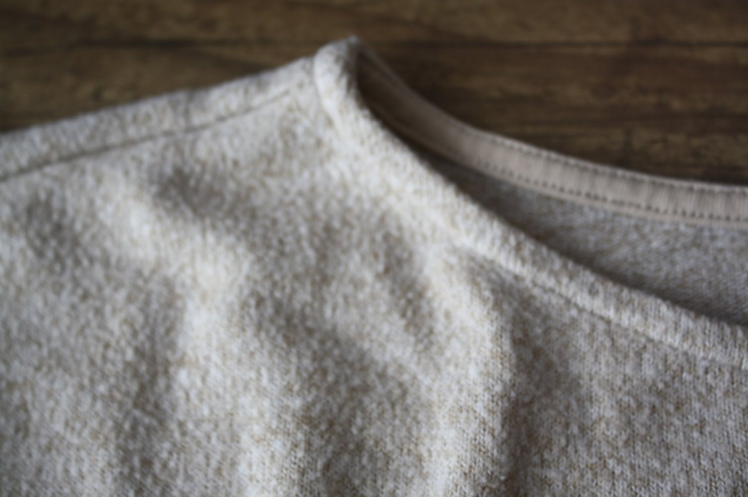 Weicher beigemelierter Pulli Feinstrick wie neu seitlichrund  40 Vintage