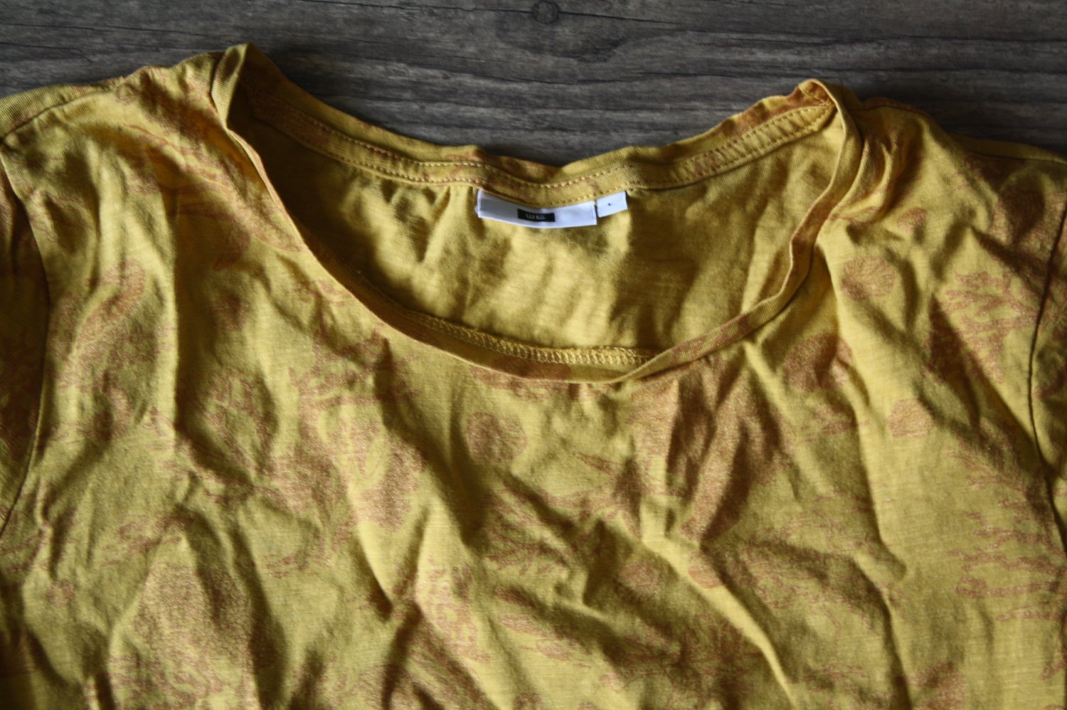 WE Tshirt Baumwollshirt Statement Seesterne Korallenmuster 38 senffarbenes Tshirt Neu