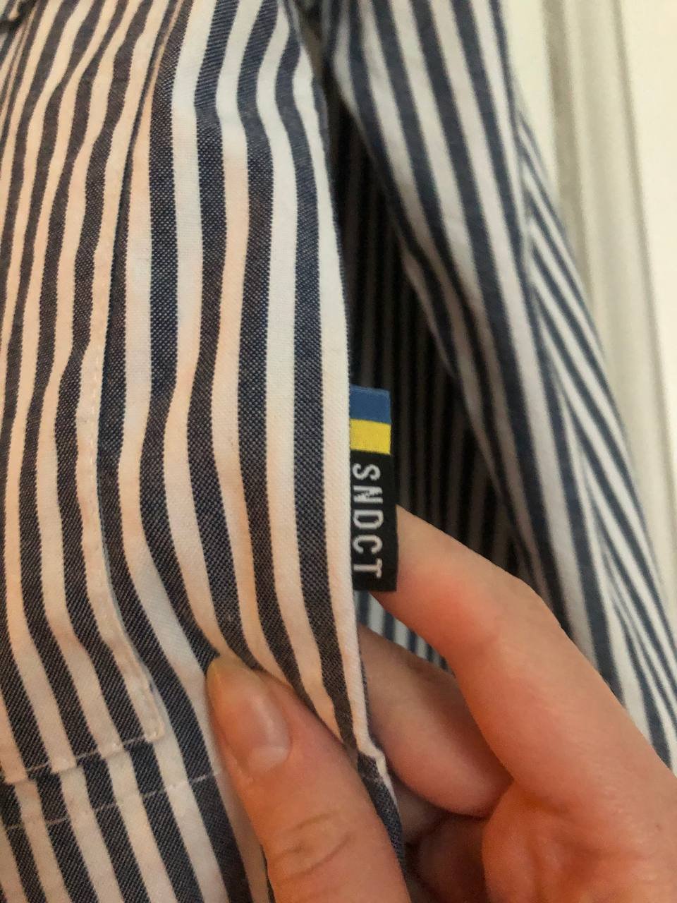 Gestreiftes Hemd mit Taschen