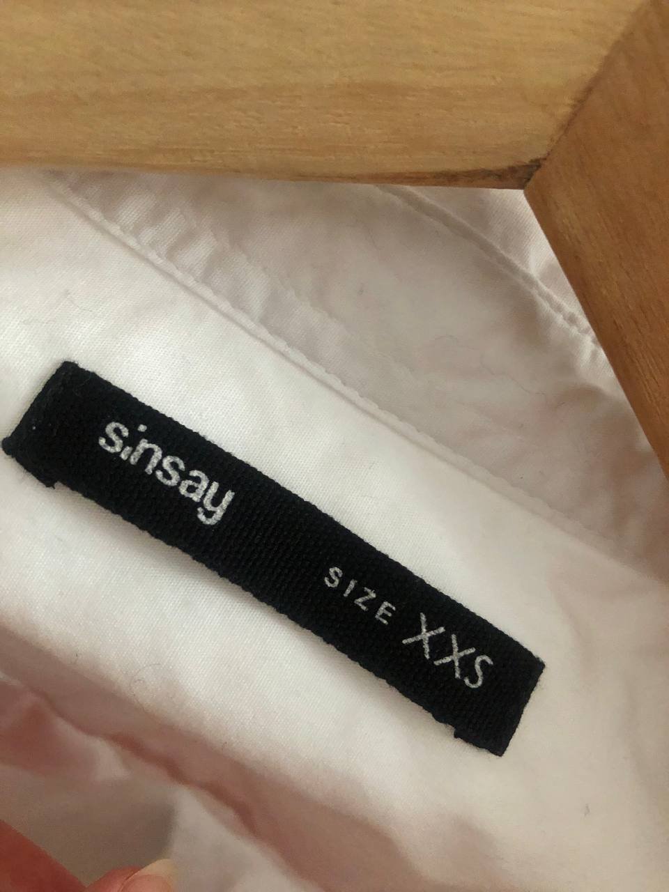 klassisches weißes ?emd