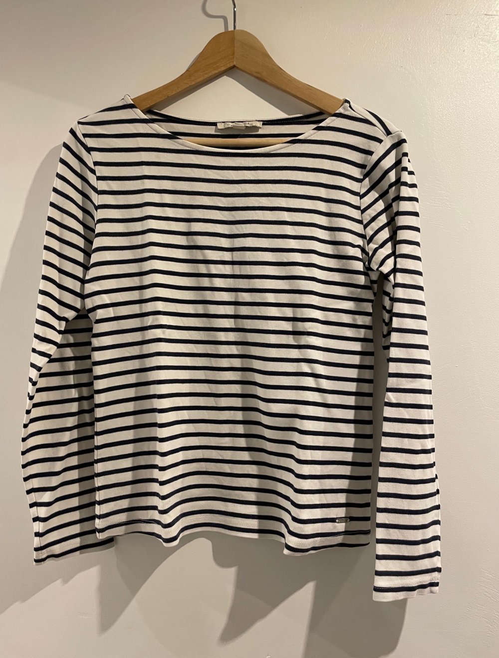 gestreifter Pullover