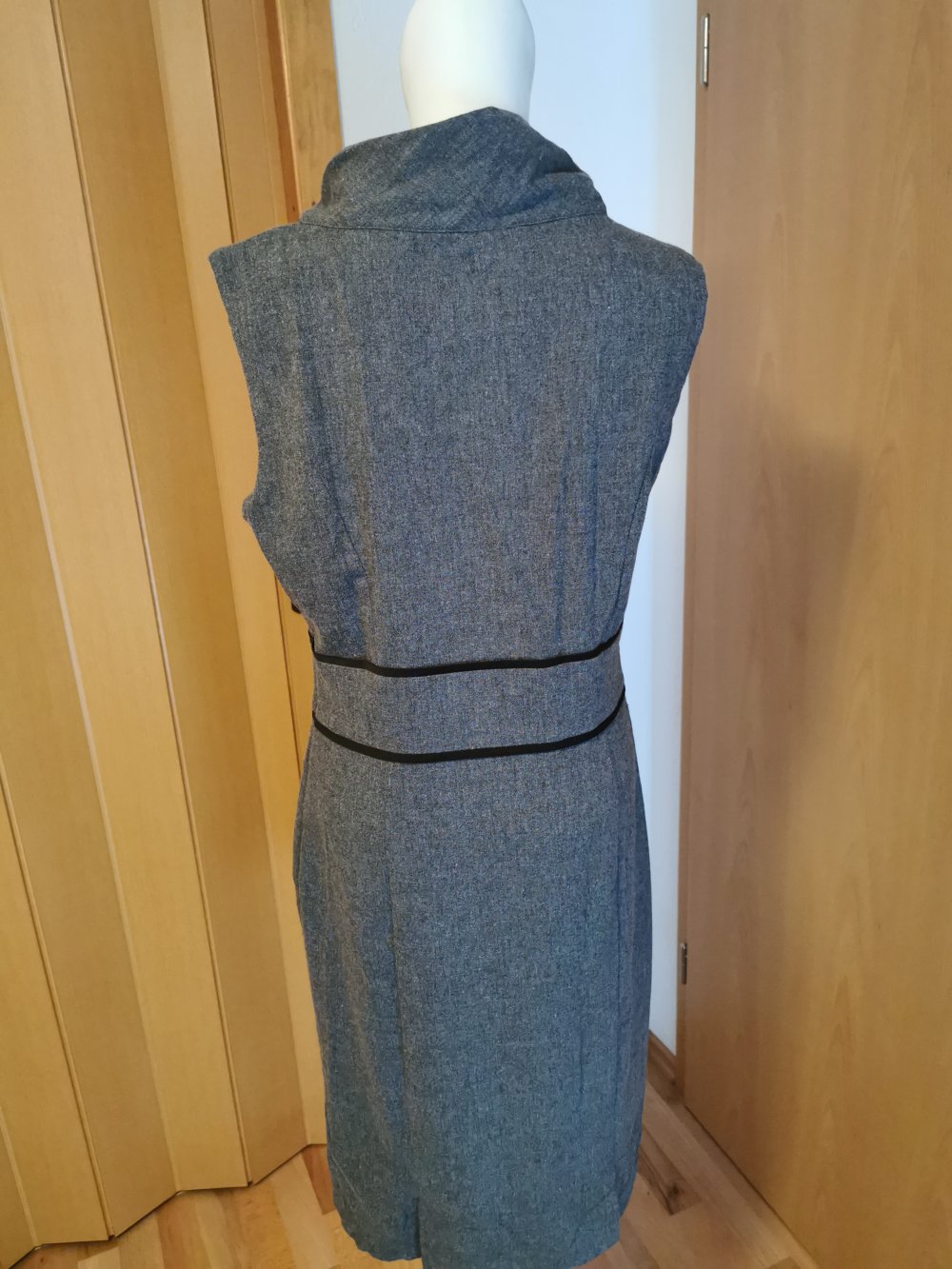 grau meliertes Damen- Business- Kleid, von „Yorn“, Gr. 38