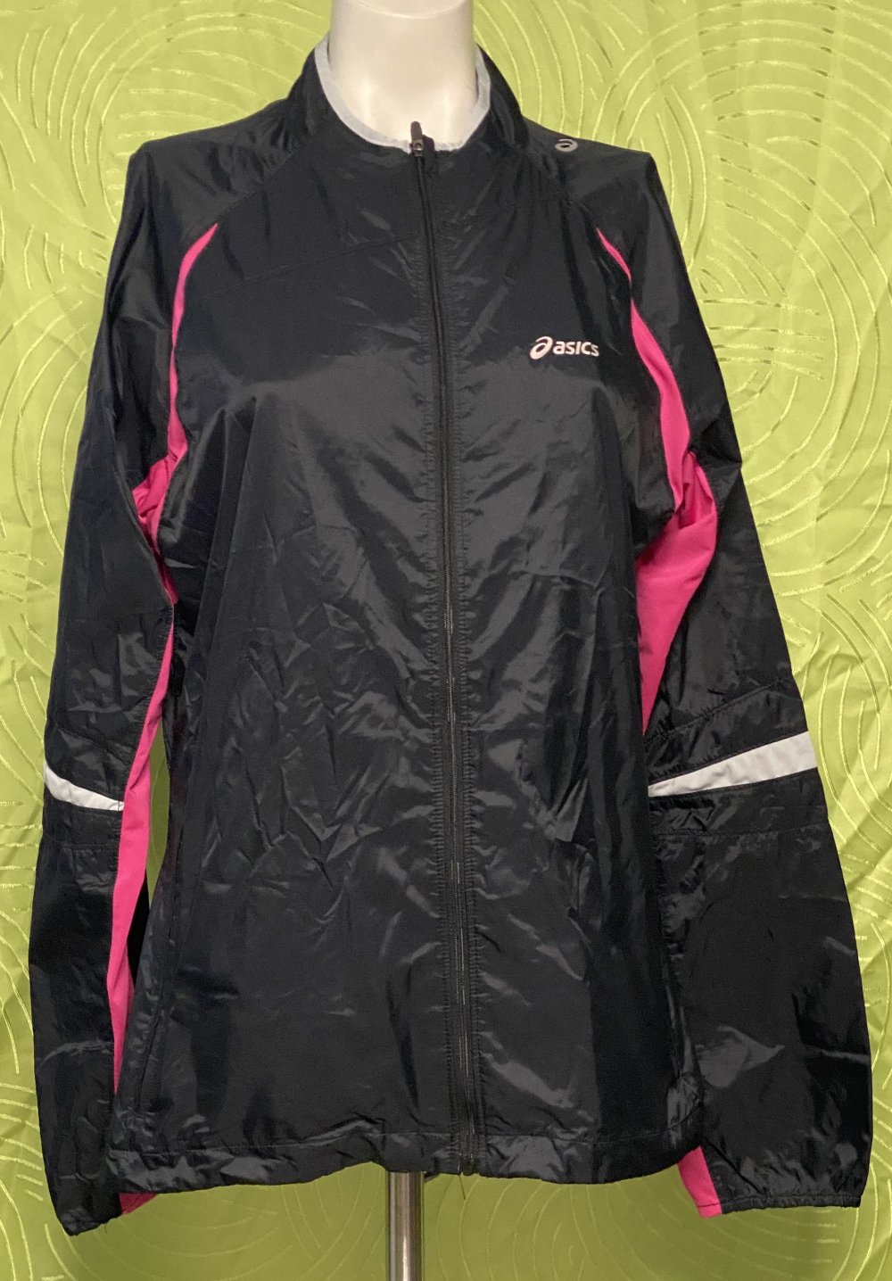 Asics Wetterfeste Damen Jacke in der Größe XL  im sehr guten Zustand