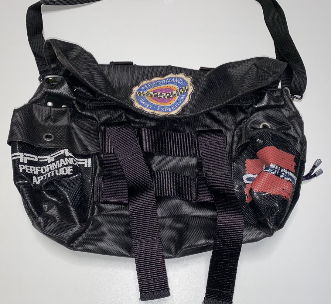 Napapijri  Damen Handtasche  im sehr guten Zustand