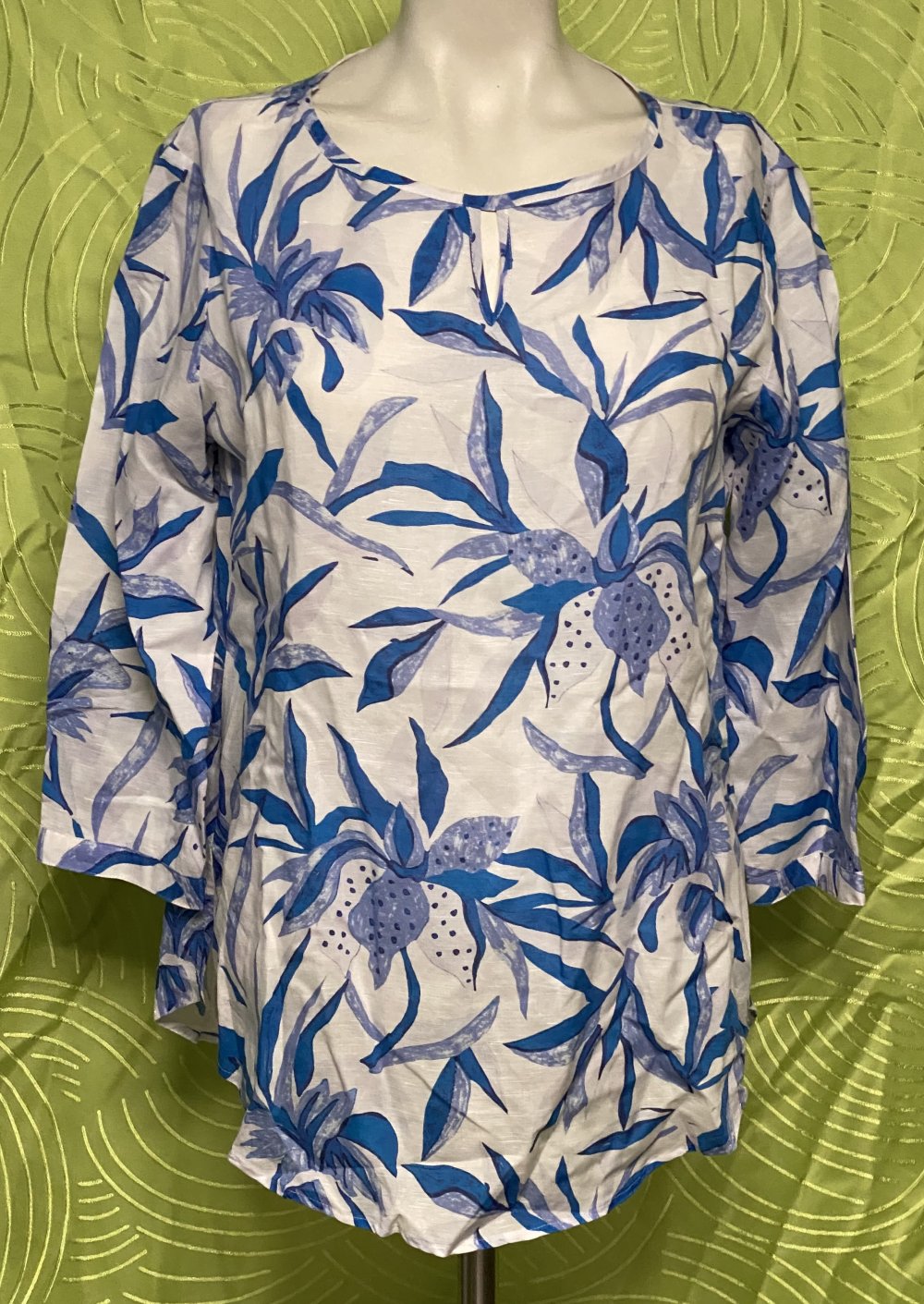 Eterna Leinen Damen Bluse in der Größe 38  im sehr guten Zustand