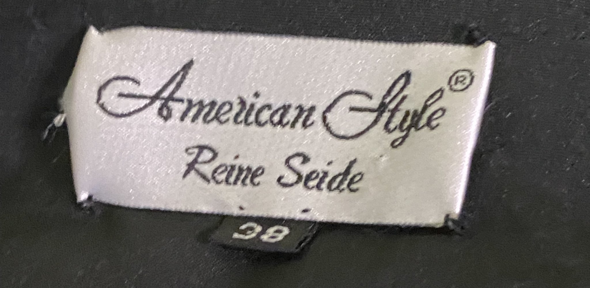 100 % Seide American Style Damen Strickjacke in der Größe 40