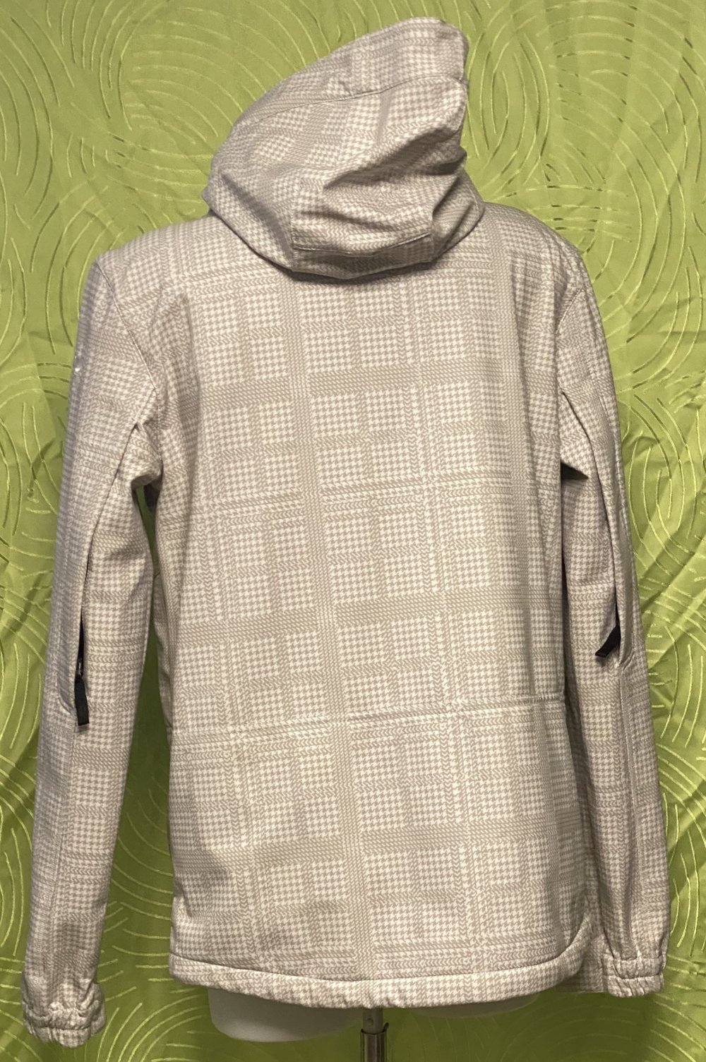 Protest Herren Kapuzen Jacke in der Größe M  im sehr guten Zustand