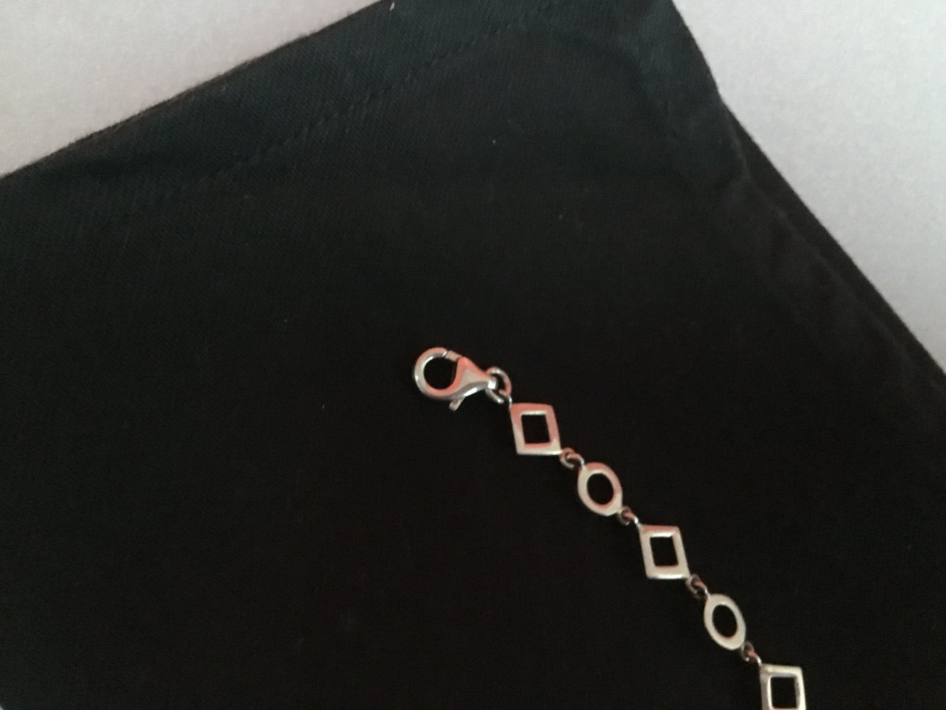 Armband - Armschmuck - Schmuck - das etwas andere Armband !!!