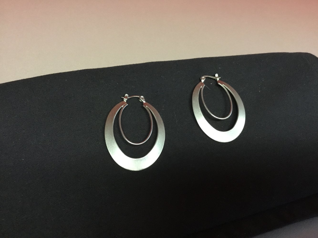 Ohrringe - Creolen - Schmuck - Ohrschmuck - cooles Design 