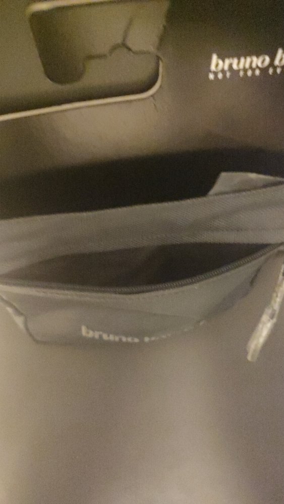 BrunoBanani-Herren-Umhänge-Tasche / 15 Euro / Ladenpreis 25 Euro