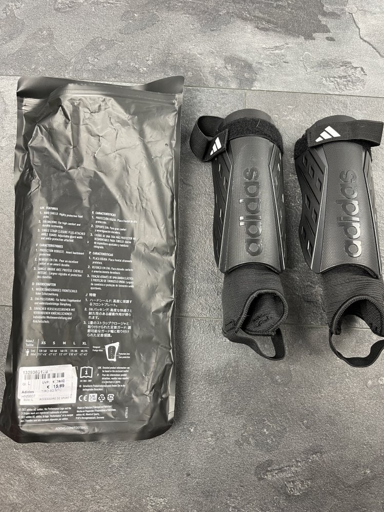 Adidas Schienbeinschoner - Größe L