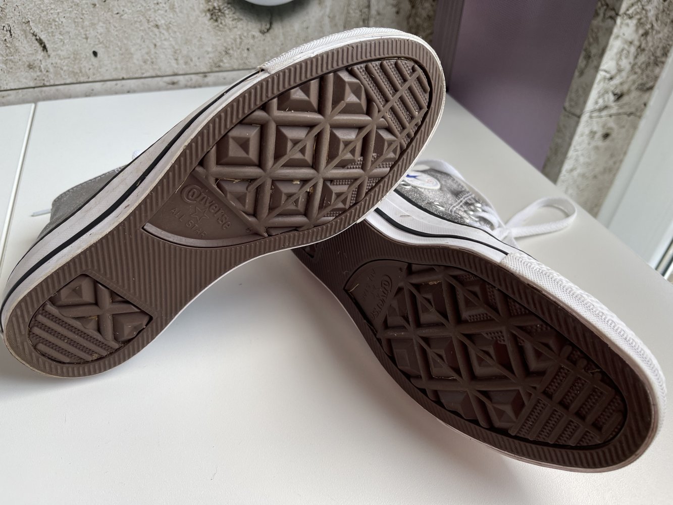 Silber farbige CONVERSE ALL STAR - Sneaker - Größe 37.5