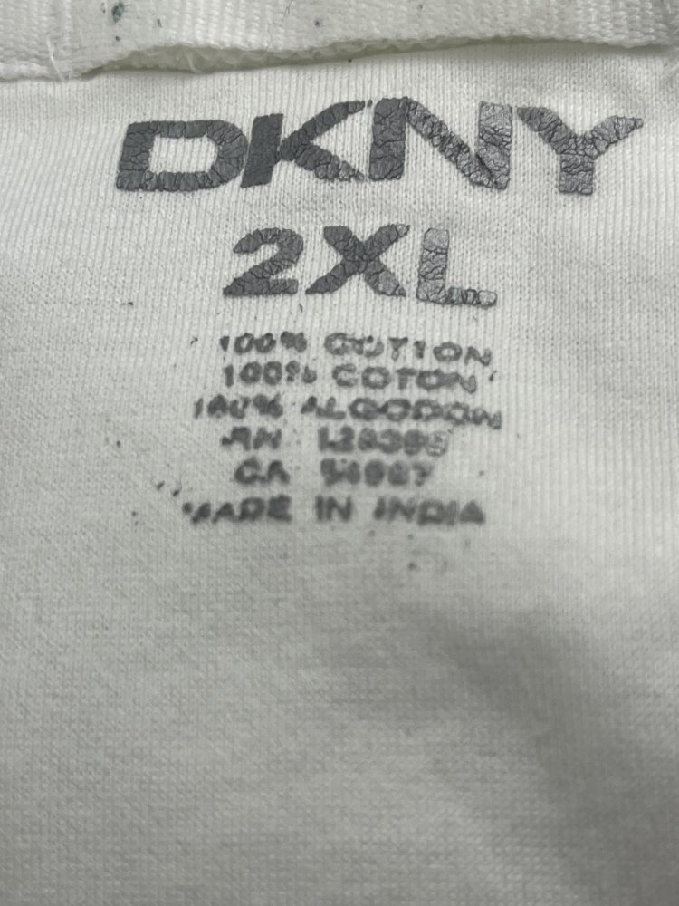 DKNY T-Shirt - Größe 2XL