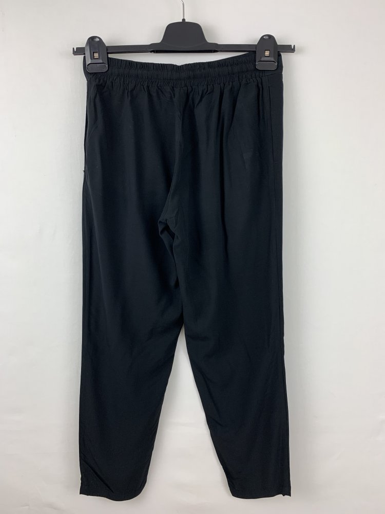 Schwarze leichte Hose von Luhta - Größe 34