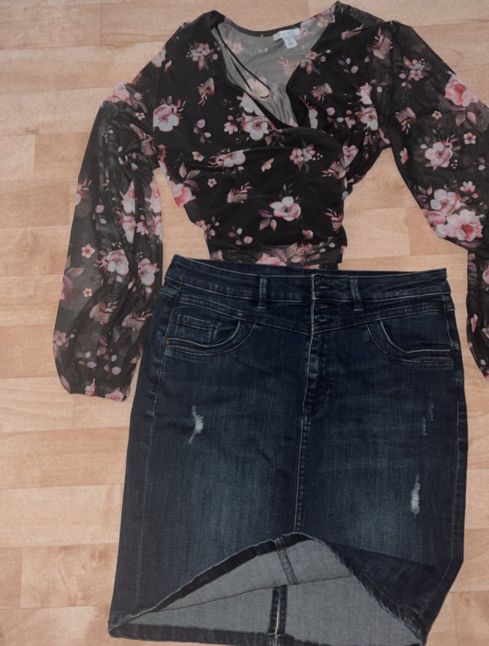 Rock mit Body pullover