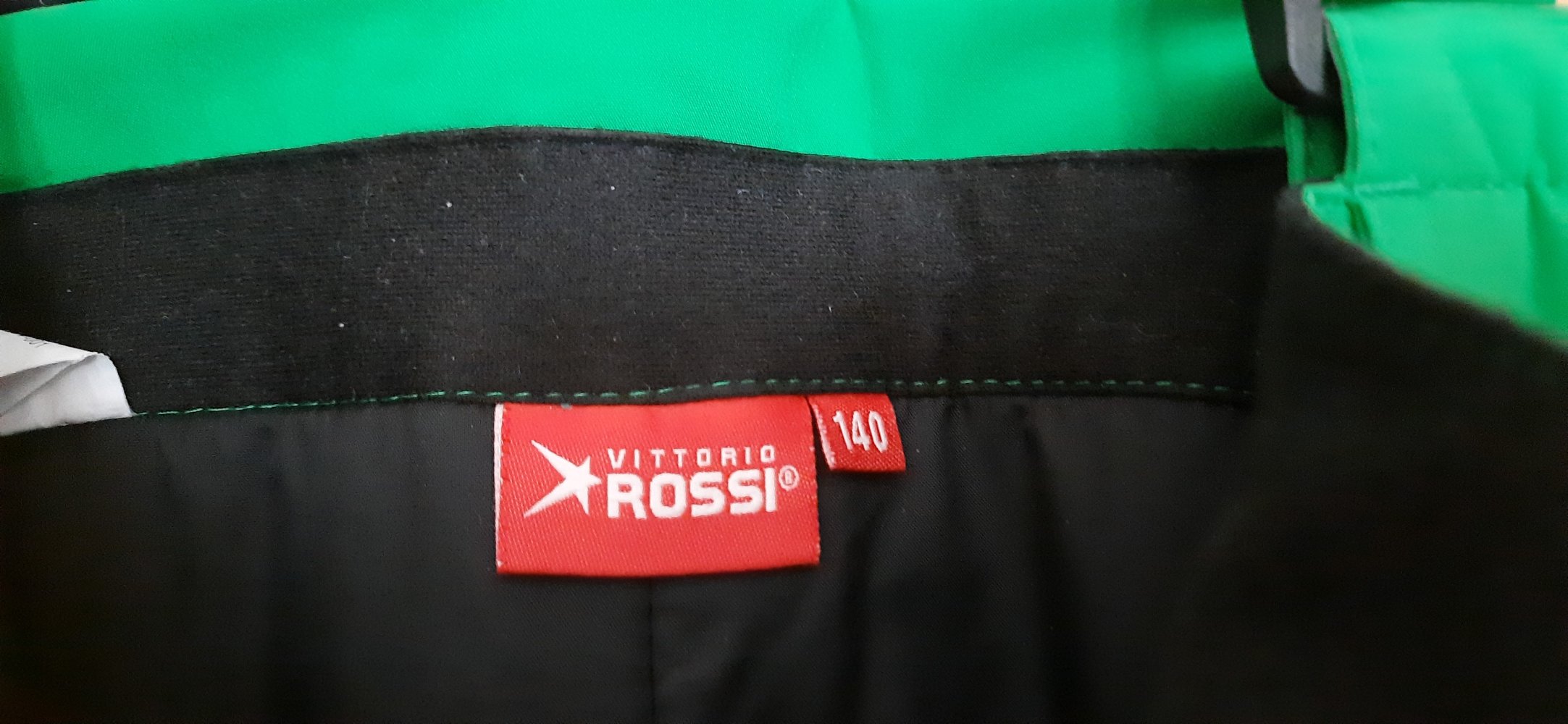 Schicke grüne Skihose Größe 140