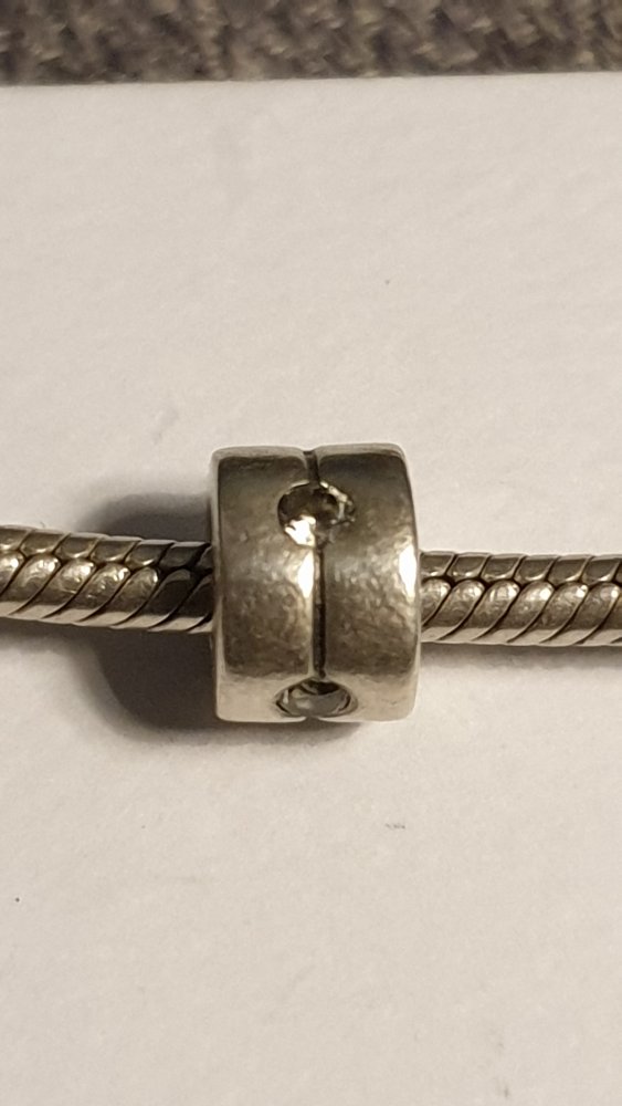 Pandora Silber mit klaren Zirkonia-Steinen, retired, Charm, original, guter Zustand