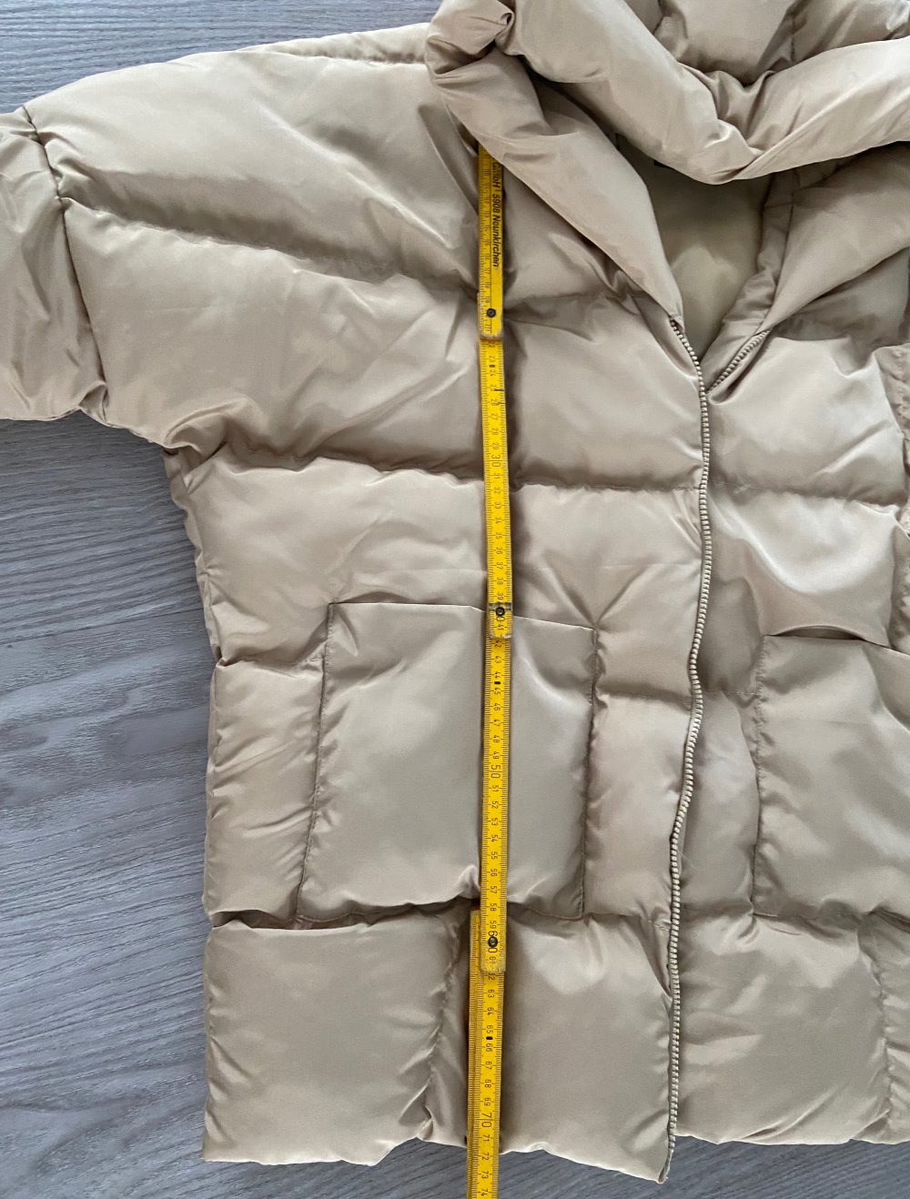 Jacke Mantel Puffer Beige Gr. M Oversize Neu mit Etikett