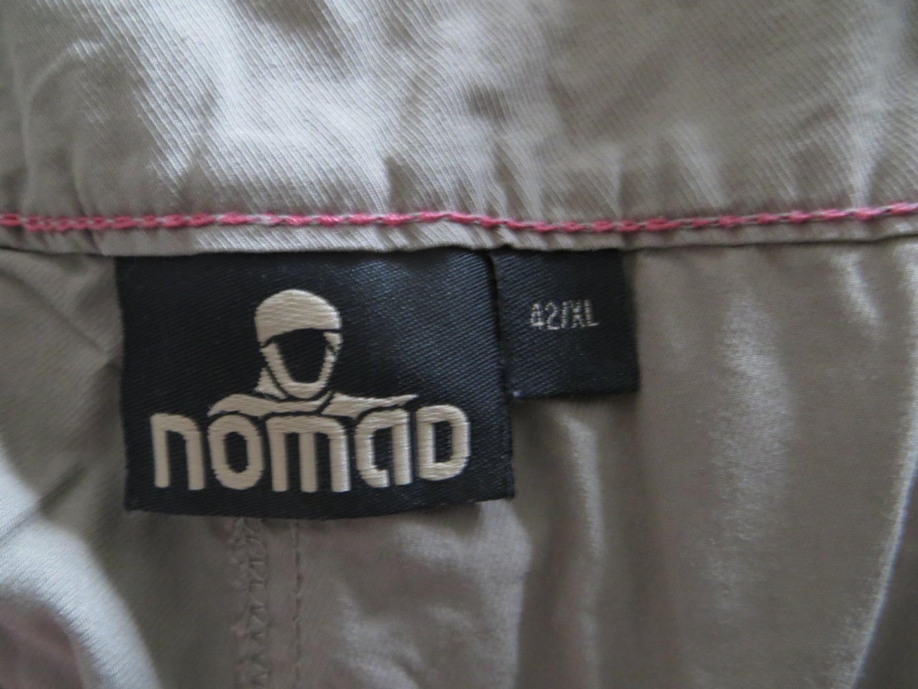 NOMAD Zipphose, Gr XL  70% Baumwolle, 30% Nylon