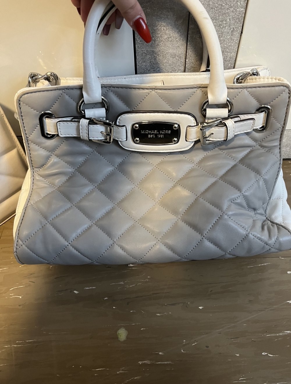 Michael Kors Tasche Grau Weiß Silber
