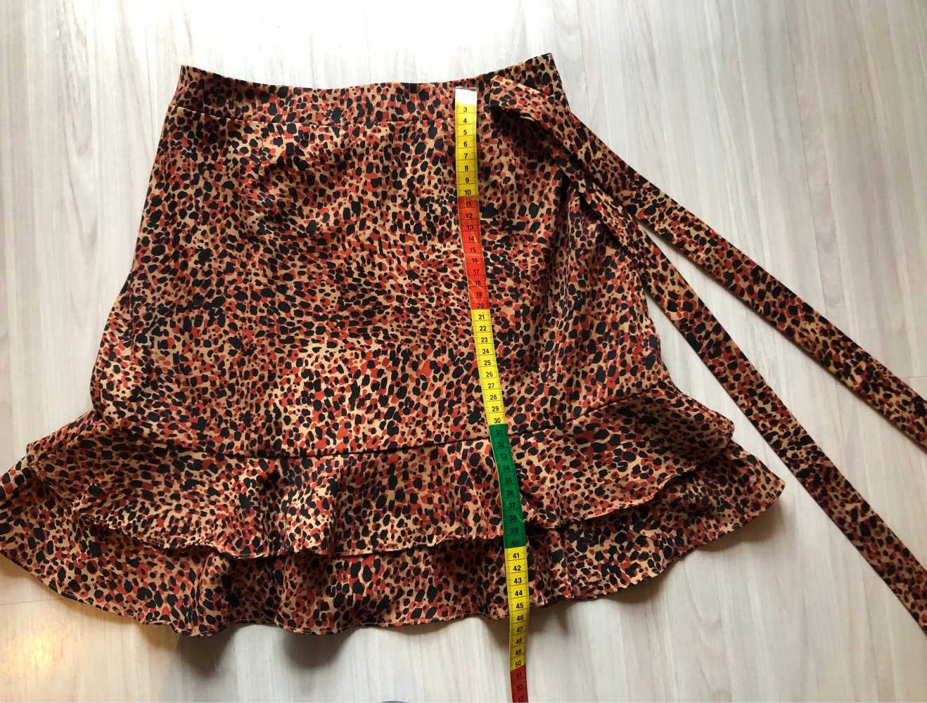 Minirock mit Rüschen Leoprint