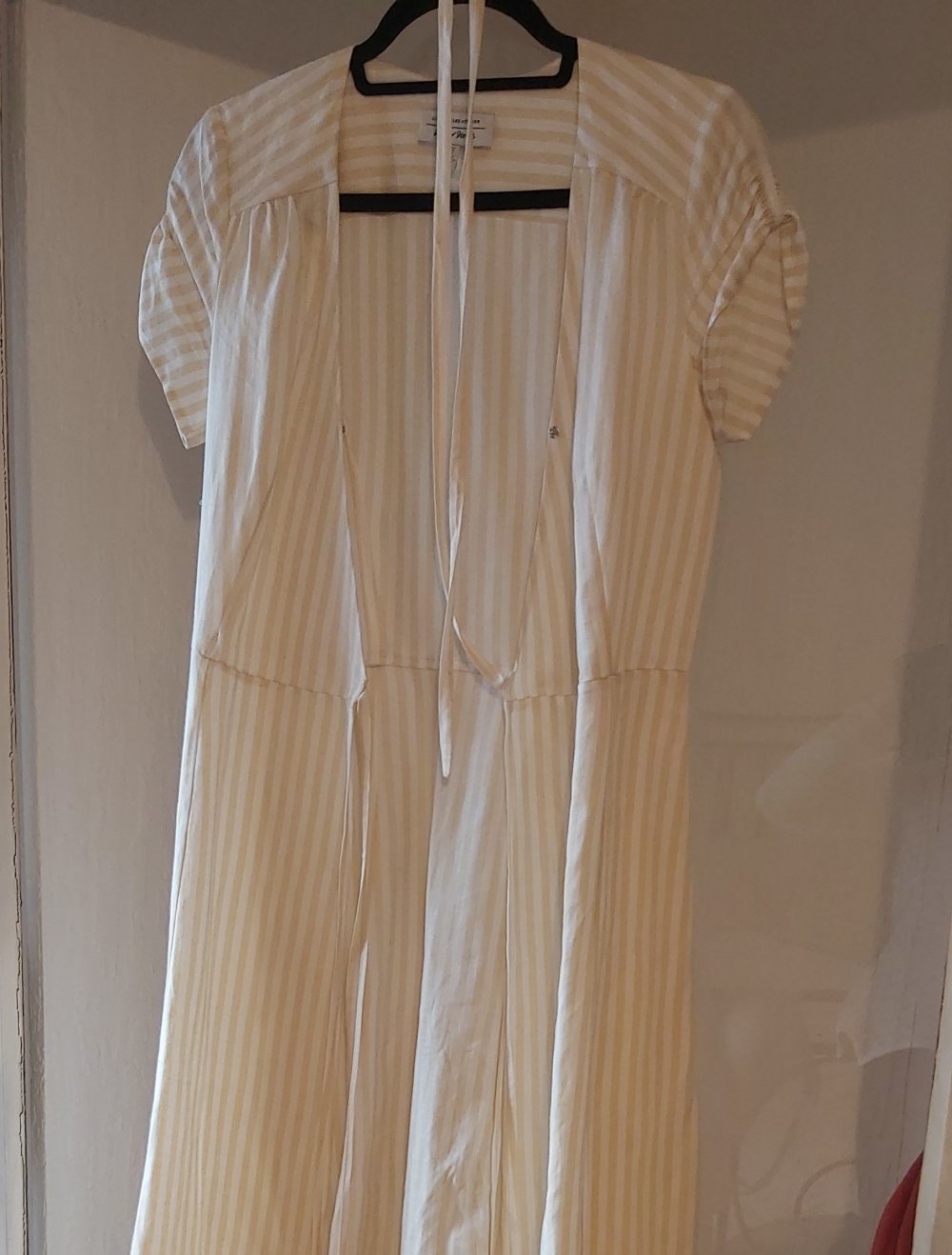 schönes Wickelkleid von & other stories