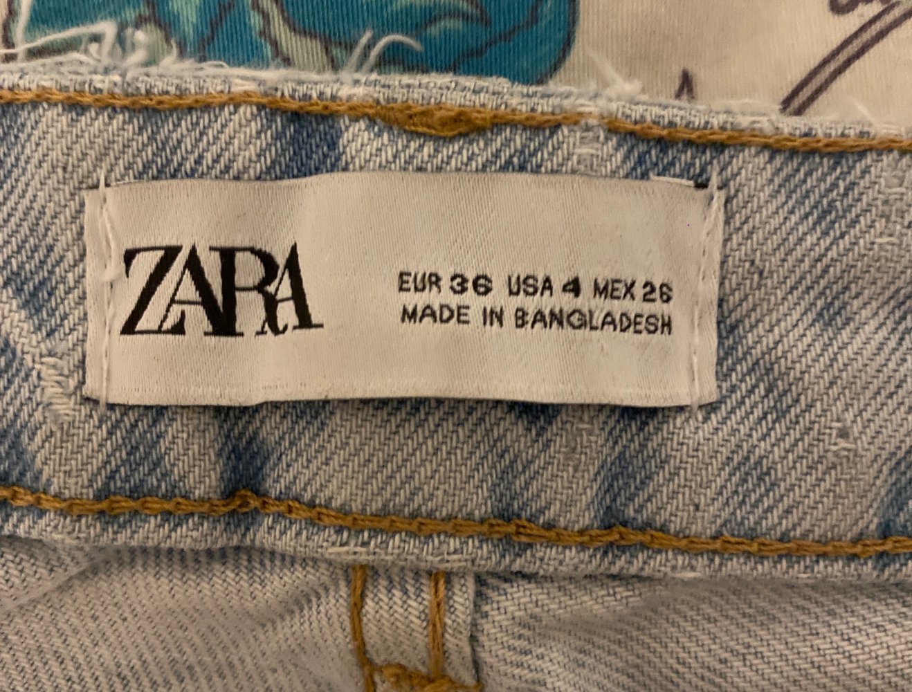 Blau Zara Jeans