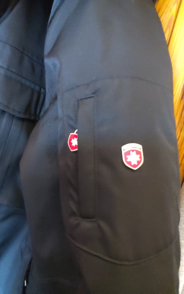 Wellensteyn Damenjacke Schneezauber schwarz 1 x getragen - wie neu.  150,00 VB