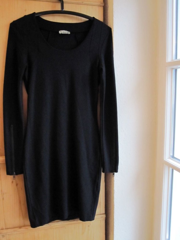 Kleid schwarz von Closed 