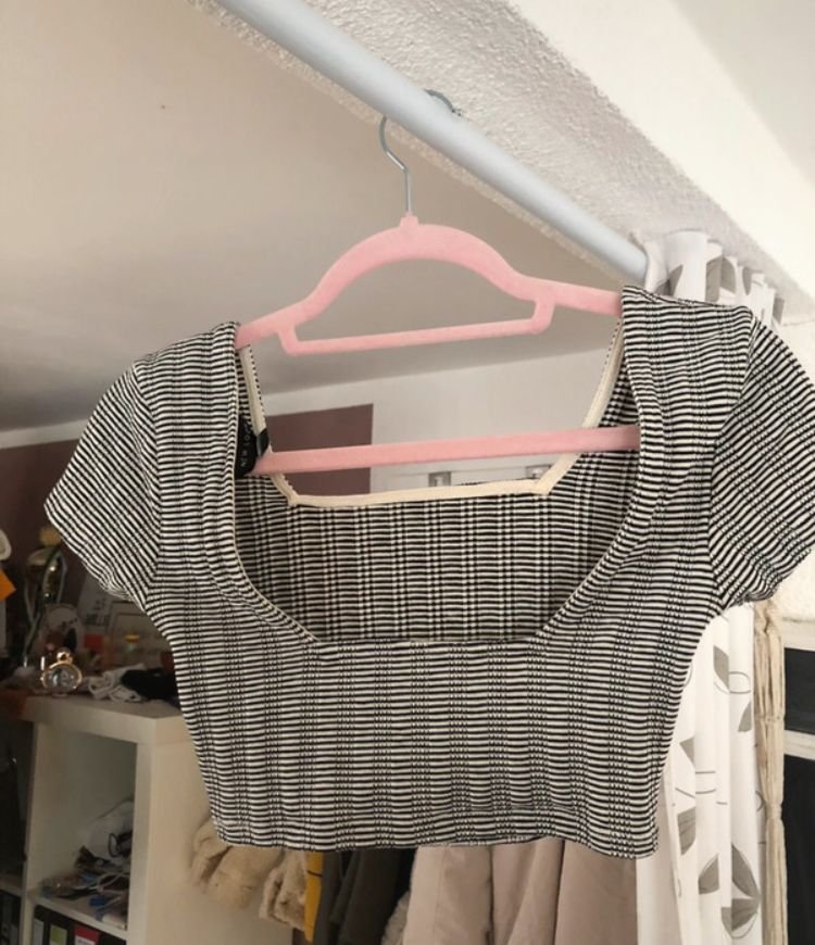 gestreiftes Croptop
