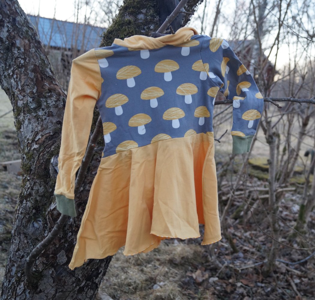 Zwergenkleid mit Drehrock Kleid Drehkleid Gr. 80 86