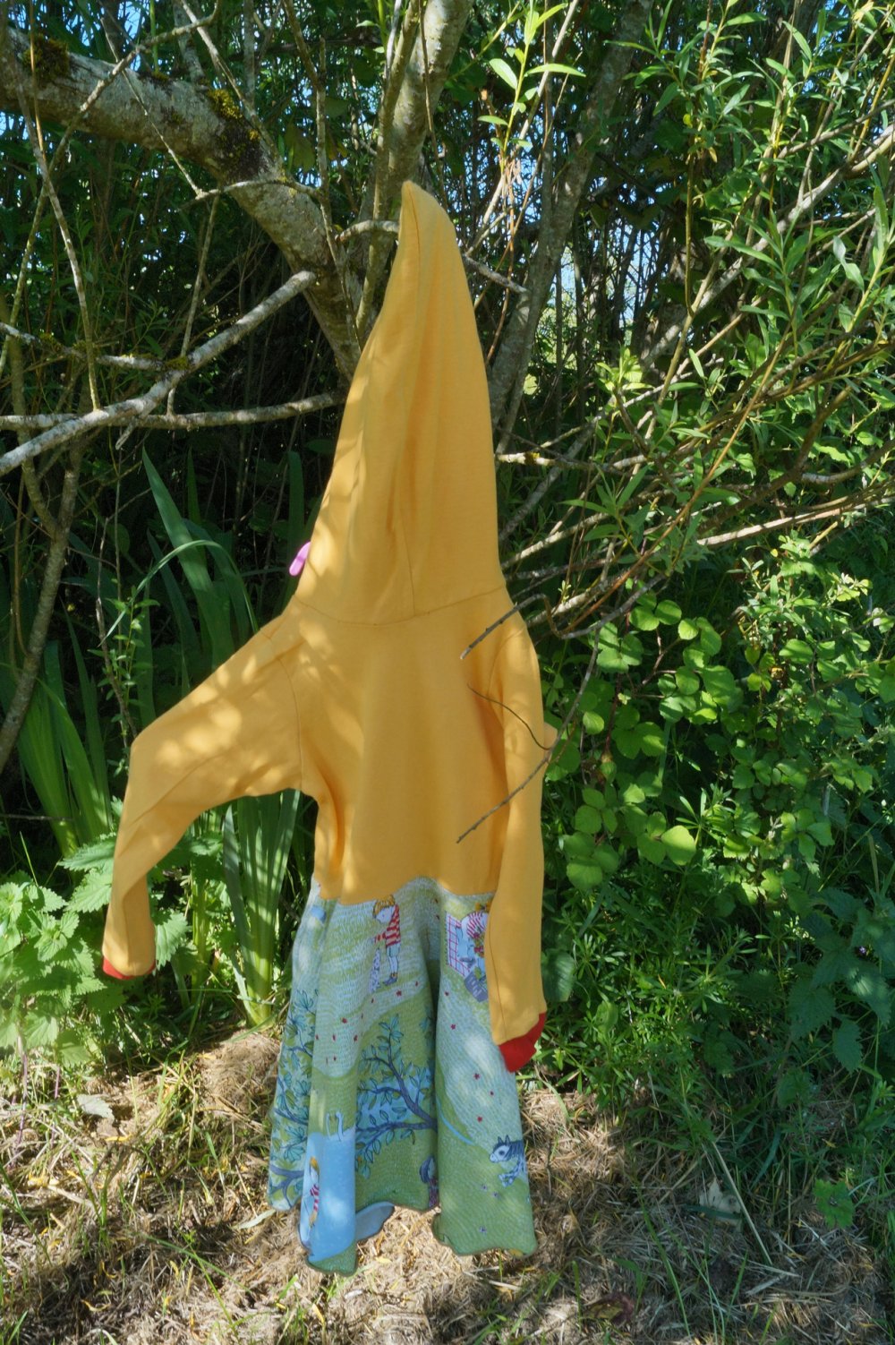 Vokuhila Kleid mit Zipfelkapuze Rock dreht sich Gr. 80 85