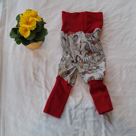 Set Erstlingsmützchen und Pumphose aus kbA Baumwolle Hose mit Mütze Mützchen Hose mitwachsend Gr. 50 56 evtl. auch 62 und 68