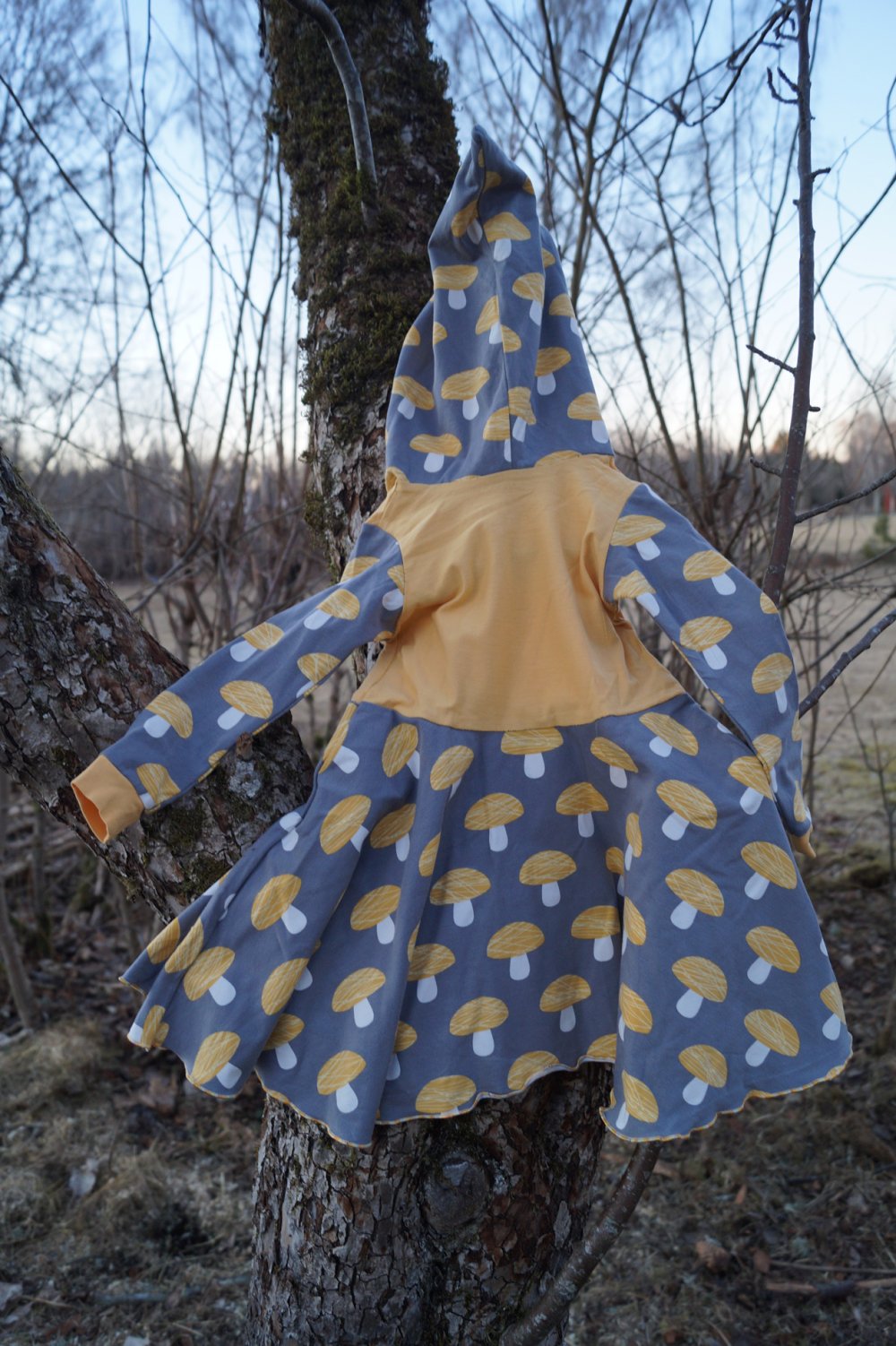 Kleid mit Drehrock Drehkleid Zipfelkapuzenkleid mitwachsend Gr. 86 92 98