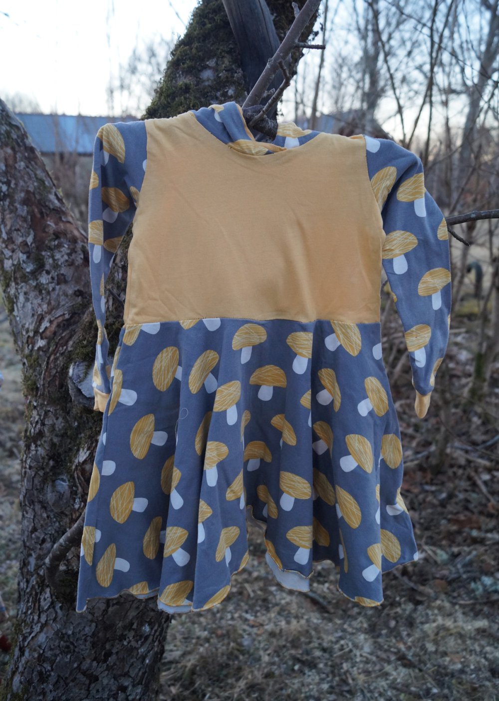 Kleid mit Drehrock Drehkleid Zipfelkapuzenkleid mitwachsend Gr. 86 92 98