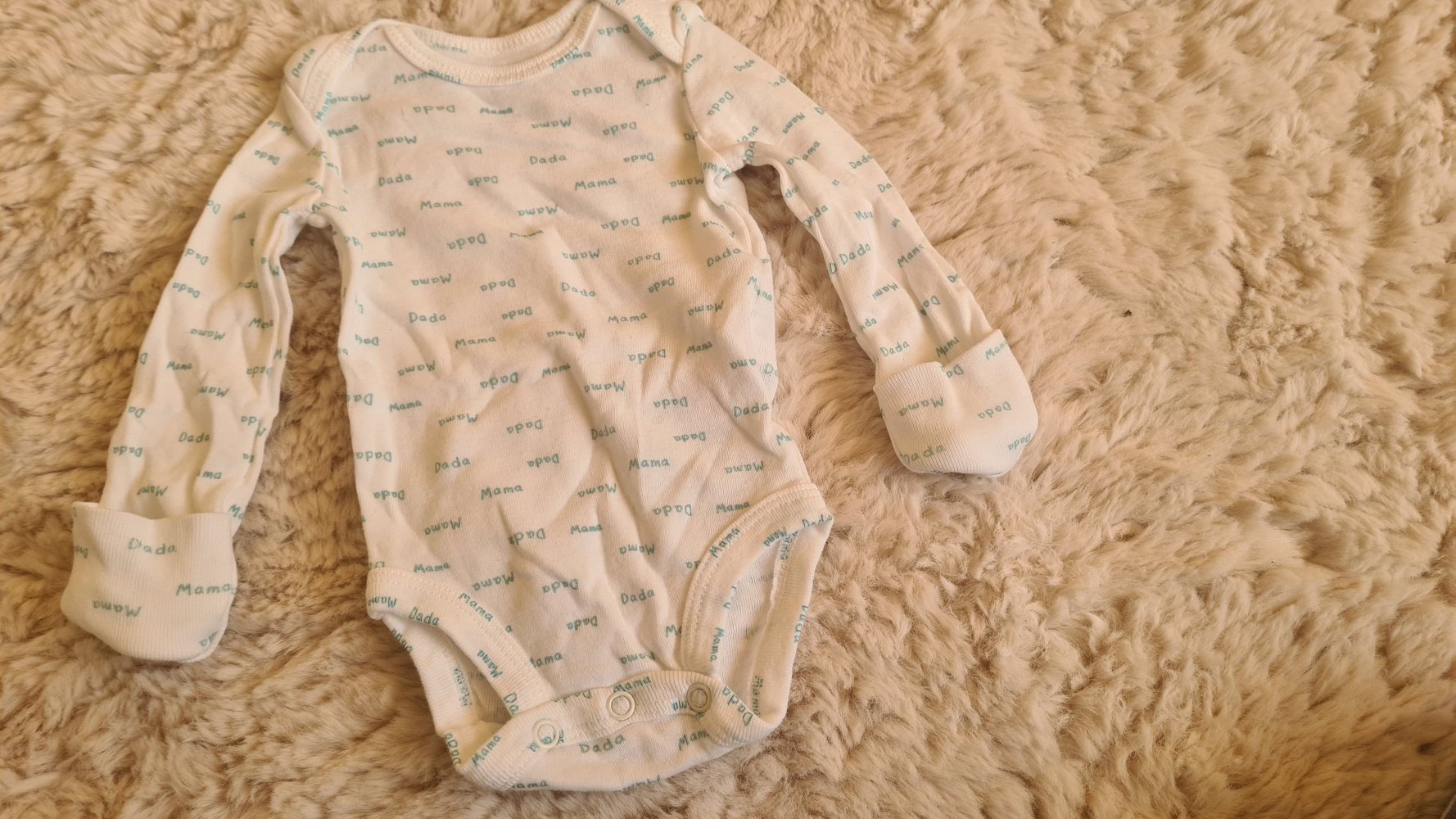 Bodys und Schlafanzüge gr. 50