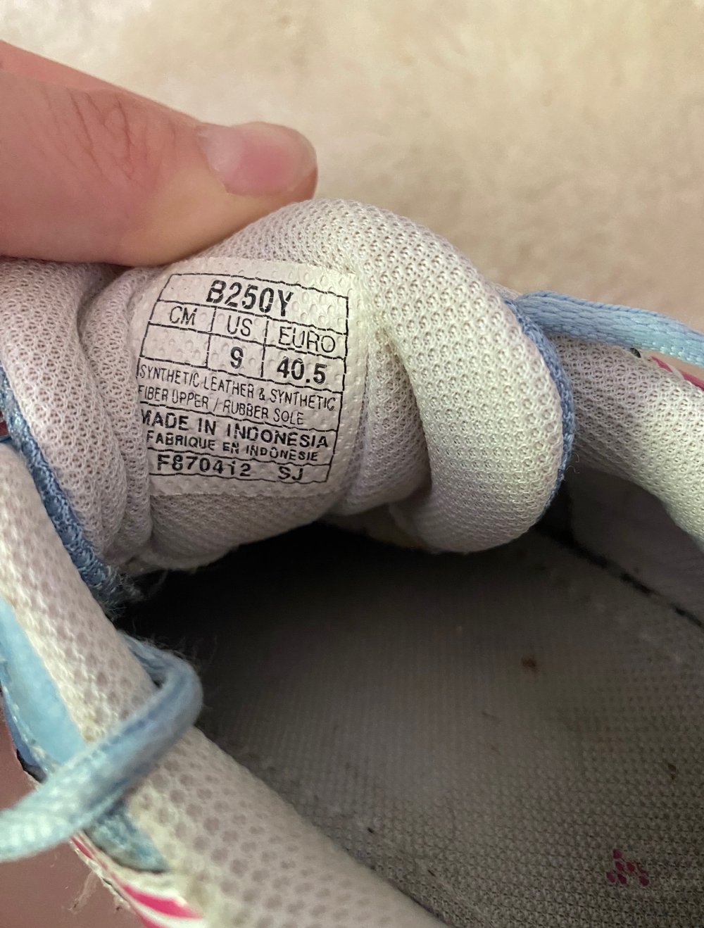 Sportschuhe von ASICS