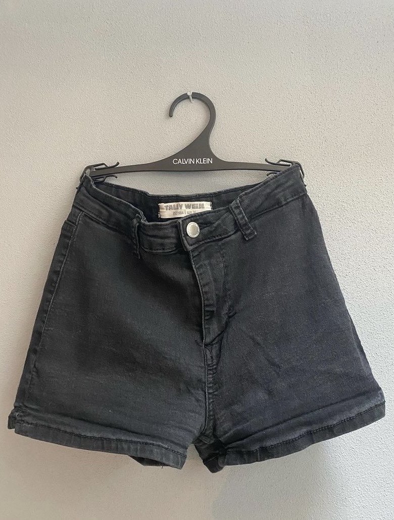 Kurze Hose Tally Weijl