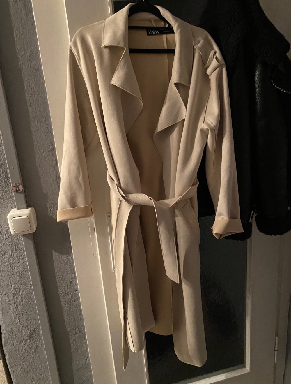 Mantel von Zara in Beige