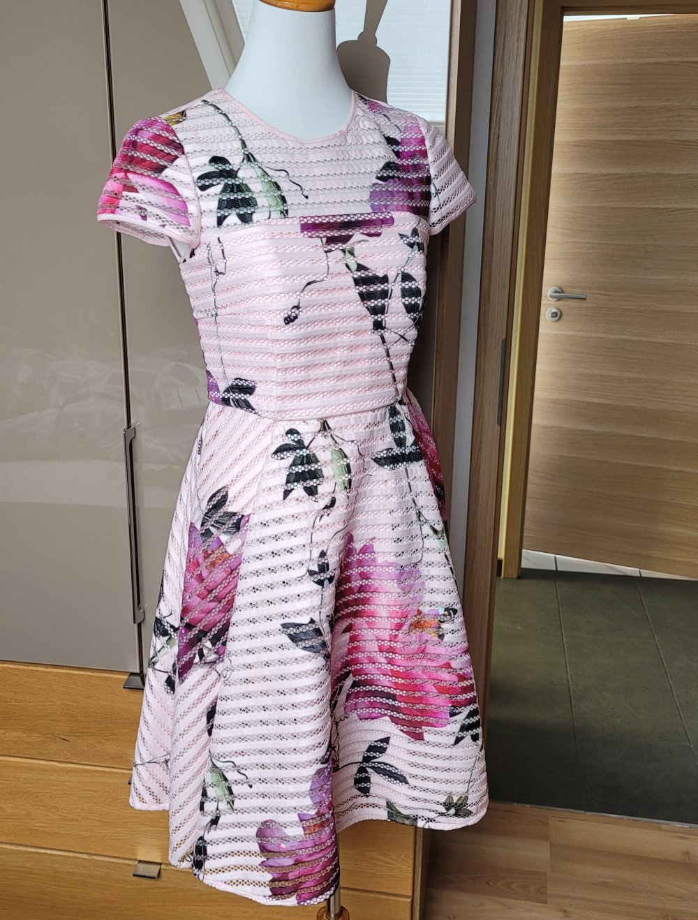 ted baker kleid m größe 2 blumenmuster