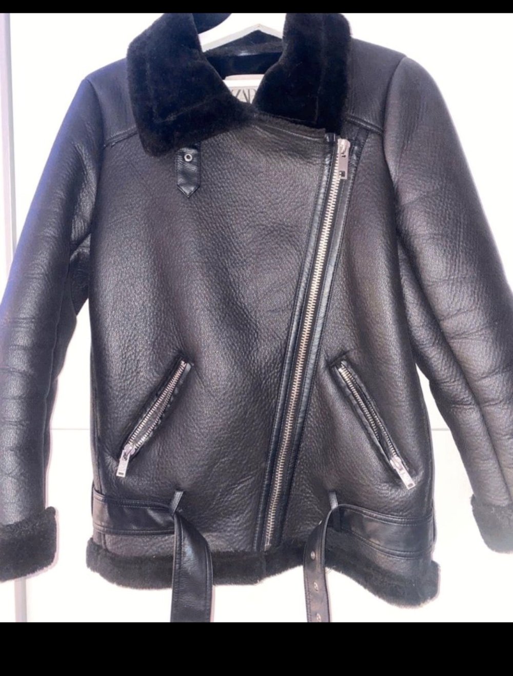 Zara Lederjacke mit Fell