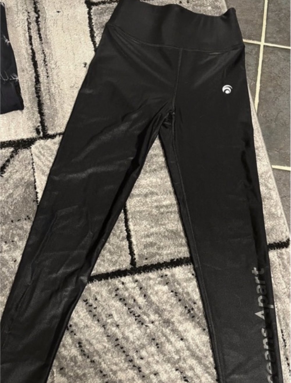 Oceans Apart Leggins