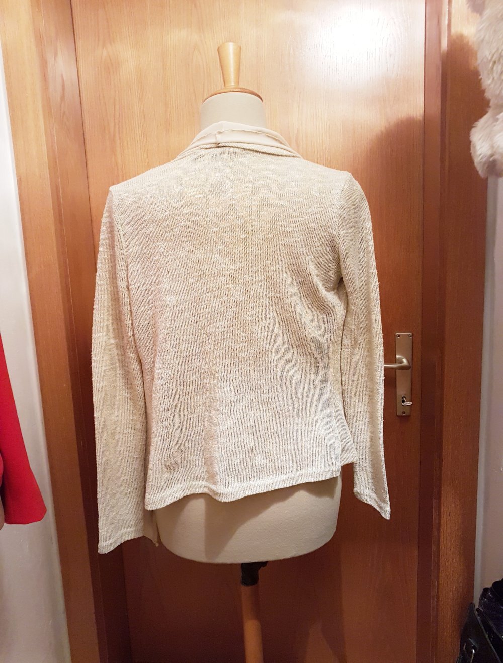 neuer beige cardigan